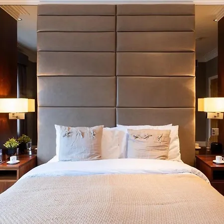 With Luxury Finishes * Amsterdam